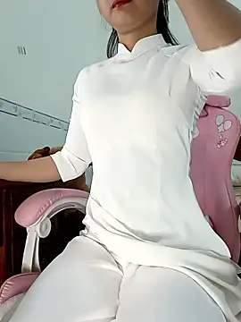 Snapshot of ___Erin___ chatting on 01/15/26, 01:10 Erin online show from 01/15/26, 01:10