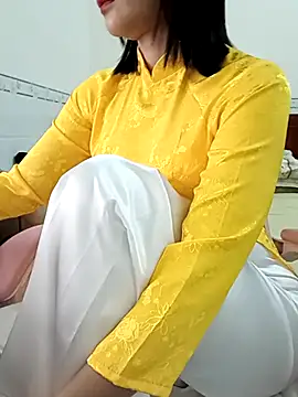 Snapshot of ___Erin___ chatting on 01/17/26, 02:33 Erin online show from 01/17/26, 02:33