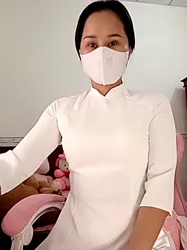 Snapshot of ___Erin___ chatting on 02/08/26, 02:15 Erin online show from 02/08/26, 02:15