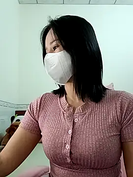 Snapshot of ___Erin___ chatting on 02/16/26, 02:29 Erin online show from 02/16/26, 02:29