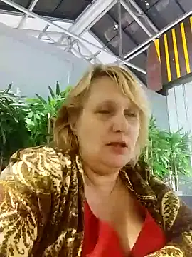 Snapshot of Forest-Lady chatting on 12/01/24, 05:35 Forest-Lady online show from 12/01/24, 05:35