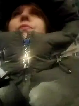 Snapshot of Forest-Lady chatting on 12/27/24, 03:26 Forest-Lady online show from 12/27/24, 03:26