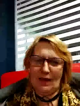 Snapshot of Forest-Lady chatting on 01/10/25, 07:00 Forest-Lady online show from 01/10/25, 07:00