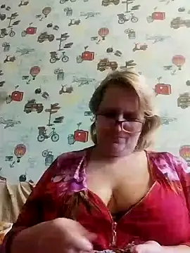 Snapshot of Forest-Lady chatting on 01/17/25, 11:27 Forest-Lady online show from 01/17/25, 11:27