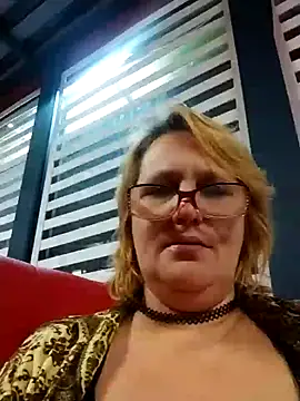 Snapshot of Forest-Lady chatting on 01/17/25, 08:33 Forest-Lady online show from 01/17/25, 08:33