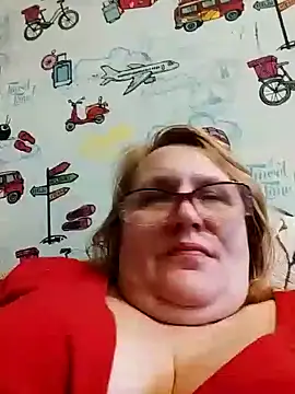 Snapshot of Forest-Lady chatting on 02/14/25, 06:45 Forest-Lady online show from 02/14/25, 06:45