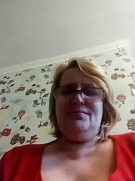 Snapshot of Forest-Lady chatting on 02/14/25, 01:51 Forest-Lady online show from 02/14/25, 01:51