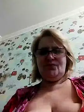 Snapshot of Forest-Lady chatting on 02/27/25, 02:54 Forest-Lady online show from 02/27/25, 02:54