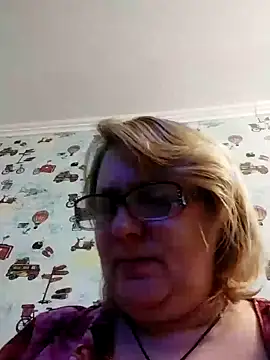 Snapshot of Forest-Lady chatting on 03/15/25, 03:16 Forest-Lady online show from 03/15/25, 03:16