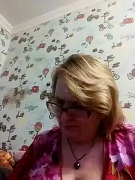 Snapshot of Forest-Lady chatting on 03/15/25, 06:21 Forest-Lady online show from 03/15/25, 06:21