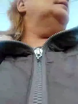 Snapshot of Forest-Lady chatting on 03/21/25, 03:24 Forest-Lady online show from 03/21/25, 03:24