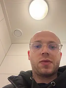 brendonsteamy online show from 05/05/26, 06:32