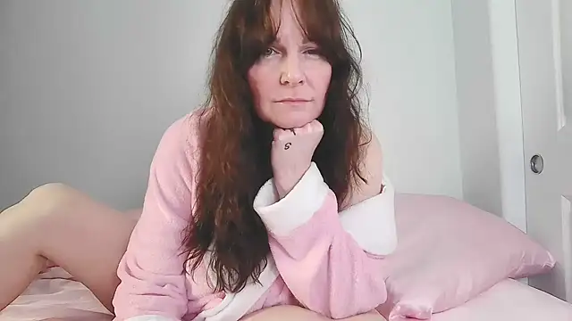 Snapshot of BlueEyezIrish chatting on 02/04/26, 10:54 BlueEyezIrish online show from 02/04/26, 10:54