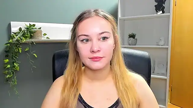 kitty valeria online show from 01/19/25, 07:46