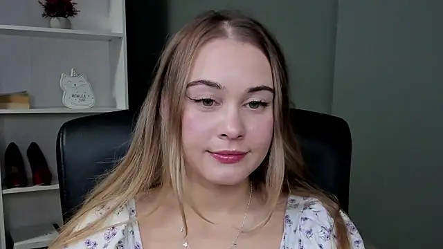 Snapshot of kitty_valeria chatting on 01/15/26, 09:51 kitty valeria online show from 01/15/26, 09:51