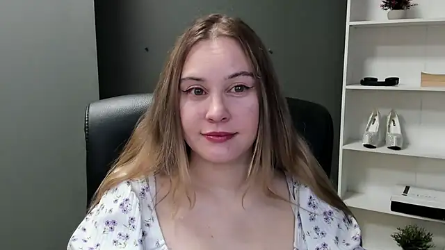 Snapshot of kitty_valeria chatting on 03/18/26, 09:51 kitty valeria online show from 03/18/26, 09:51