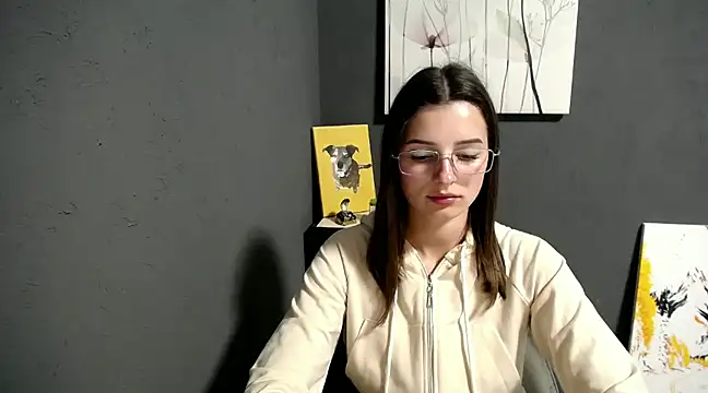 lady olivia  online show from 02/03/25, 04:41