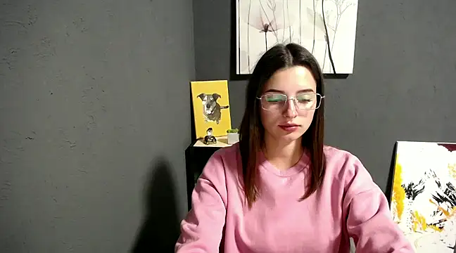 lady olivia  online show from 02/05/25, 01:44