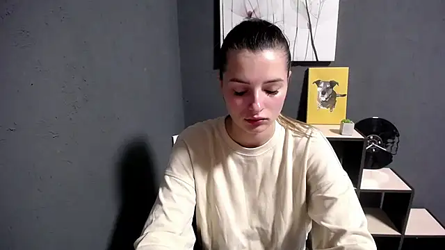 lady olivia  online show from 10/08/25, 04:59