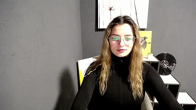 lady olivia  online show from 10/30/25, 01:12