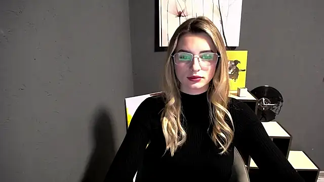 lady olivia  online show from 02/10/26, 05:17