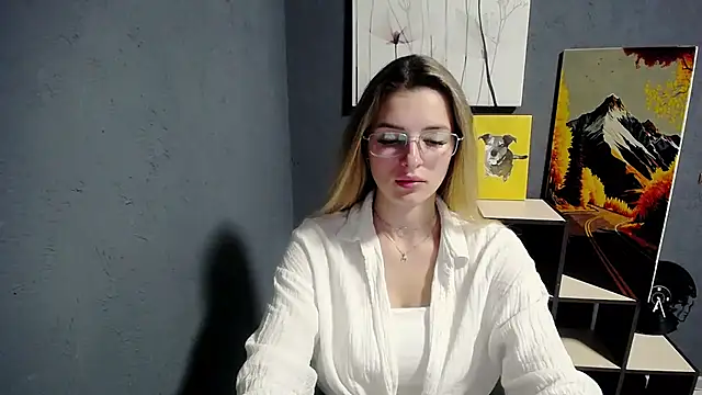 Snapshot of lady_olivia_ chatting on 07/09/26, 12:53 lady olivia online show from 07/09/26, 12:53