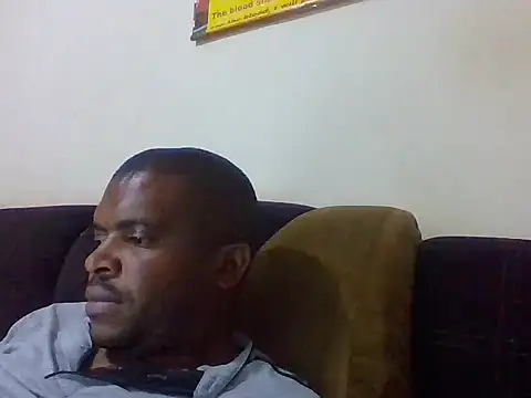 Snapshot of lui_cuuty chatting on 09/16/25, 06:31 lui cuuty online show from 09/16/25, 06:31