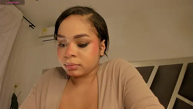 Samanntha Rose online show from 01/13/26, 07:41