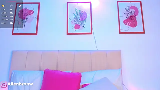 Snapshot of elianabrown chatting on 02/21/25, 12:16 elianabrown online show from 02/21/25, 12:16