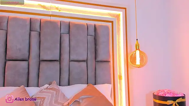 Snapshot of elianabrown chatting on 10/03/25, 09:34 elianabrown online show from 10/03/25, 09:34