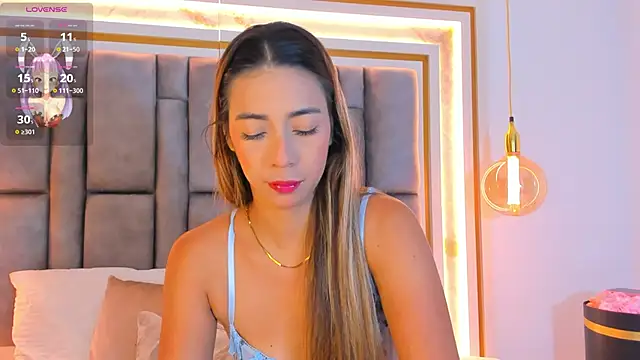 Snapshot of elianabrown chatting on 12/02/25, 10:05 elianabrown online show from 12/02/25, 10:05