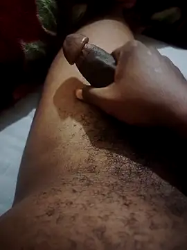 Snapshot of TornadoStorm35 chatting on 04/18/26, 08:31 TornadoStorm35 online show from 04/18/26, 08:31