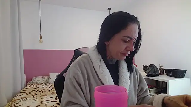 Snapshot of YasmimBrasil chatting on 07/07/26, 06:05 YasmimBrasil online show from 07/07/26, 06:05