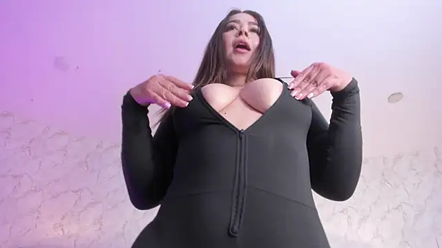 SofieReyes online show from 03/18/26, 02:53