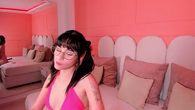 Snapshot of emilly_williams_ chatting on 01/30/25, 08:10 emilly williams online show from 01/30/25, 08:10