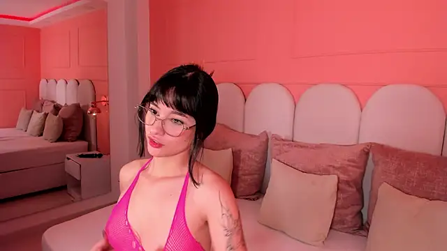 Snapshot of emilly_williams_ chatting on 02/04/25, 05:12 emilly williams online show from 02/04/25, 05:12