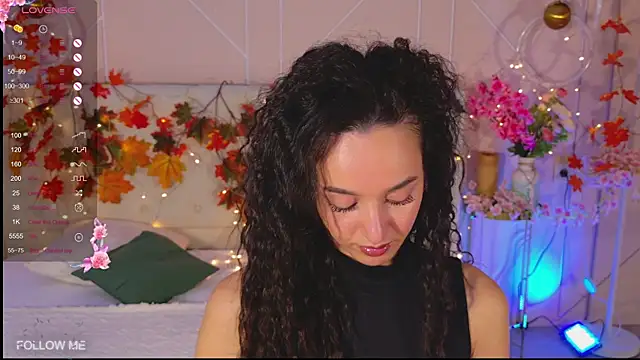 Lolly Neal online show from 11/24/25, 04:56