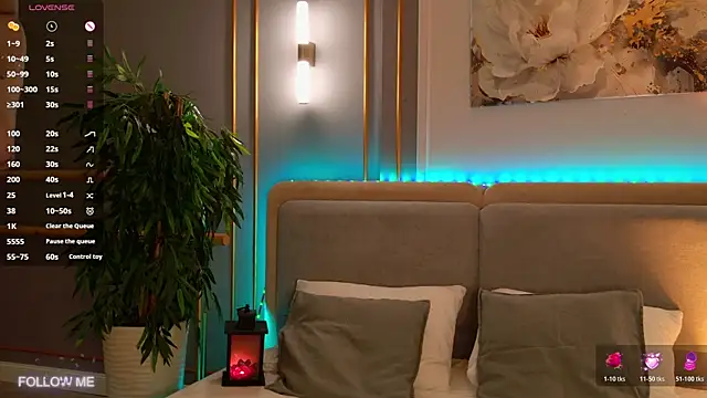 Snapshot of Lolly_Neal chatting on 04/02/26, 03:42 Lolly Neal online show from 04/02/26, 03:42