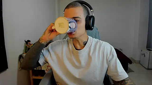 Balo lovers online show from 03/11/25, 03:02