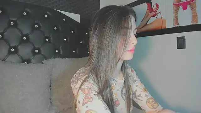 Snapshot of diana_queen_ chatting on 04/16/26, 09:04 diana queen online show from 04/16/26, 09:04