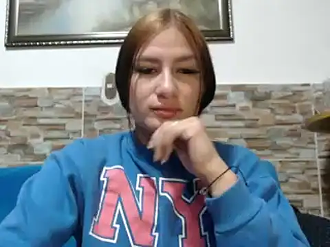 alice trinity online show from 02/05/25, 01:58