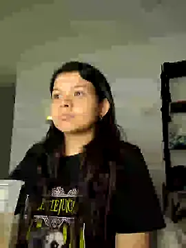 Snapshot of azumiichan chatting on 12/05/24, 03:59 azumiichan online show from 12/05/24, 03:59