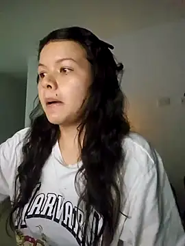 Snapshot of azumiichan chatting on 01/09/25, 12:25 azumiichan online show from 01/09/25, 12:25