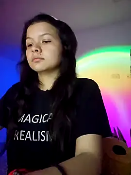 Snapshot of azumiichan chatting on 01/24/25, 03:54 azumiichan online show from 01/24/25, 03:54