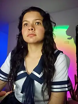 Snapshot of azumiichan chatting on 02/16/25, 04:09 azumiichan online show from 02/16/25, 04:09