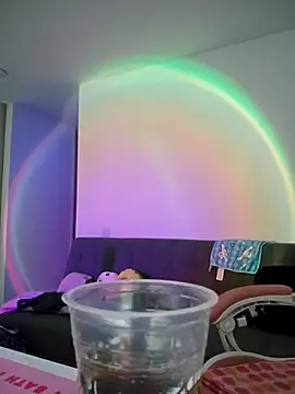 Snapshot of azumiichan chatting on 11/04/25, 11:48 azumiichan online show from 11/04/25, 11:48