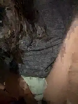 Snapshot of amy_gata chatting on 10/24/25, 08:44 amy gata online show from 10/24/25, 08:44