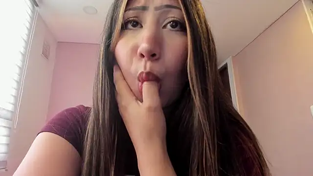 Snapshot of I_am_tori chatting on 04/16/26, 10:01 I am tori online show from 04/16/26, 10:01