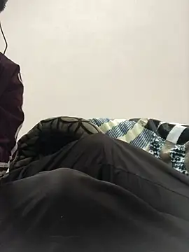 LustfulJerk114 online show from 01/12/25, 09:51