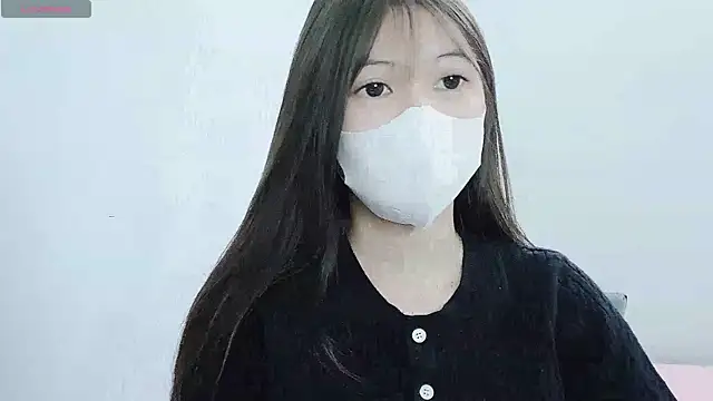 Snapshot of tanhxiu chatting on 12/15/24, 02:16 tanhxiu online show from 12/15/24, 02:16